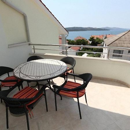 Apartments Paradise Трогір Екстер'єр фото