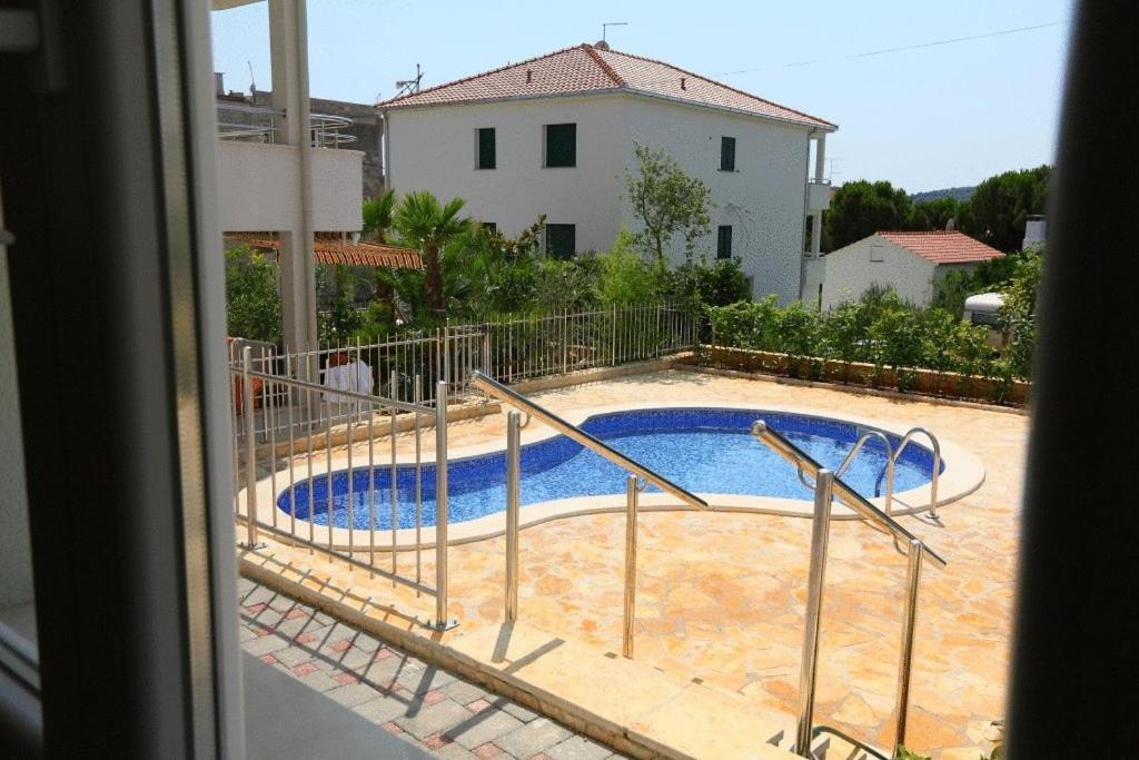 Apartments Paradise Трогір Екстер'єр фото