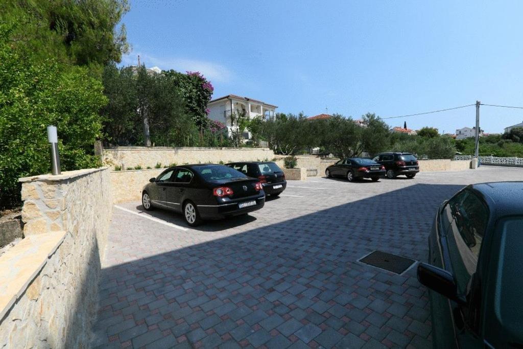Apartments Paradise Трогір Екстер'єр фото