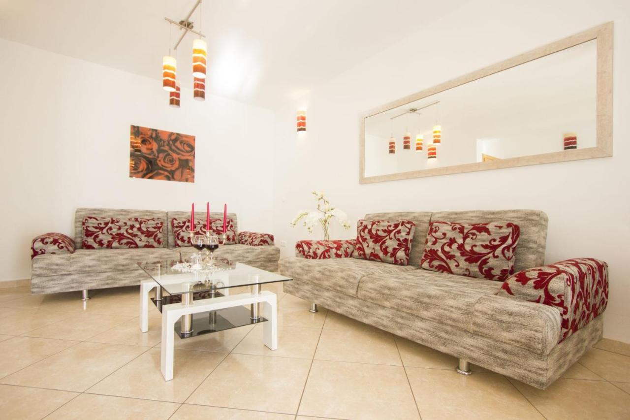 Apartments Paradise Трогір Екстер'єр фото