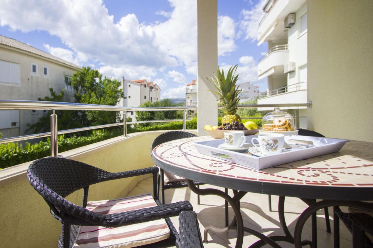 Apartments Paradise Трогір Екстер'єр фото