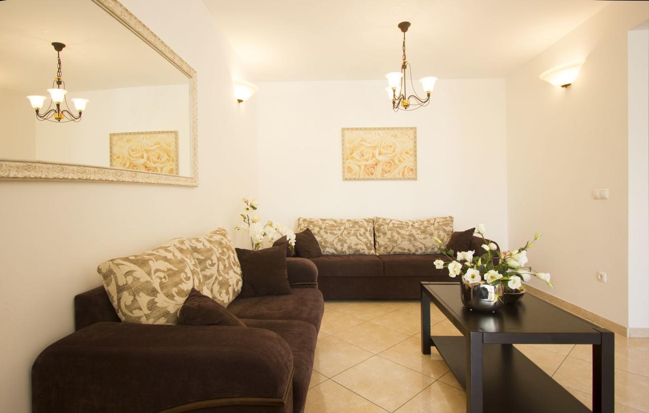 Apartments Paradise Трогір Екстер'єр фото